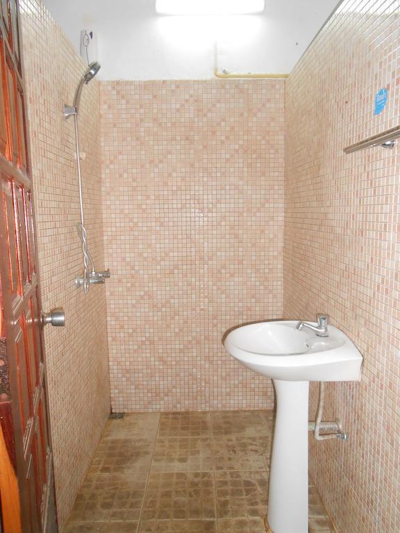 Saysouly Guesthouse Vientiane Værelse billede