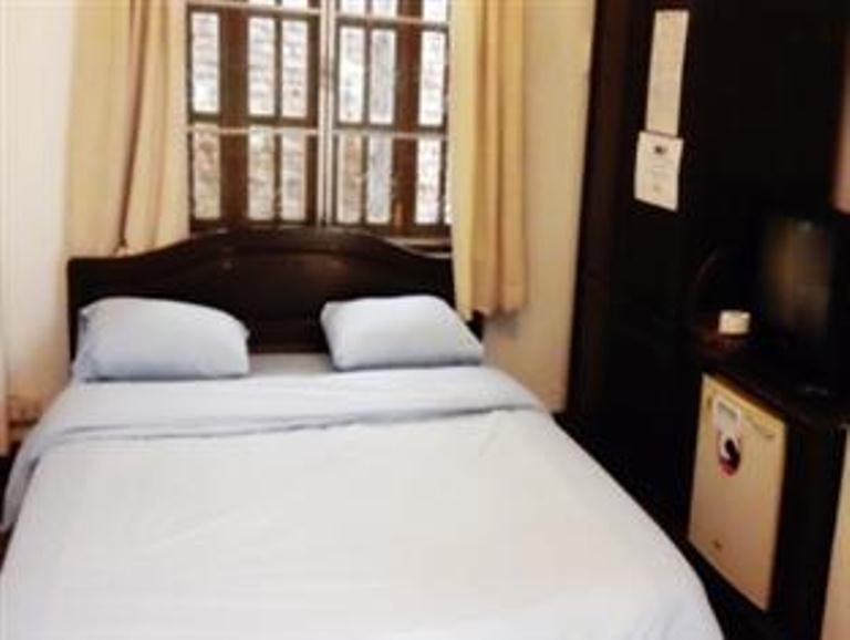 Saysouly Guesthouse Vientiane Værelse billede